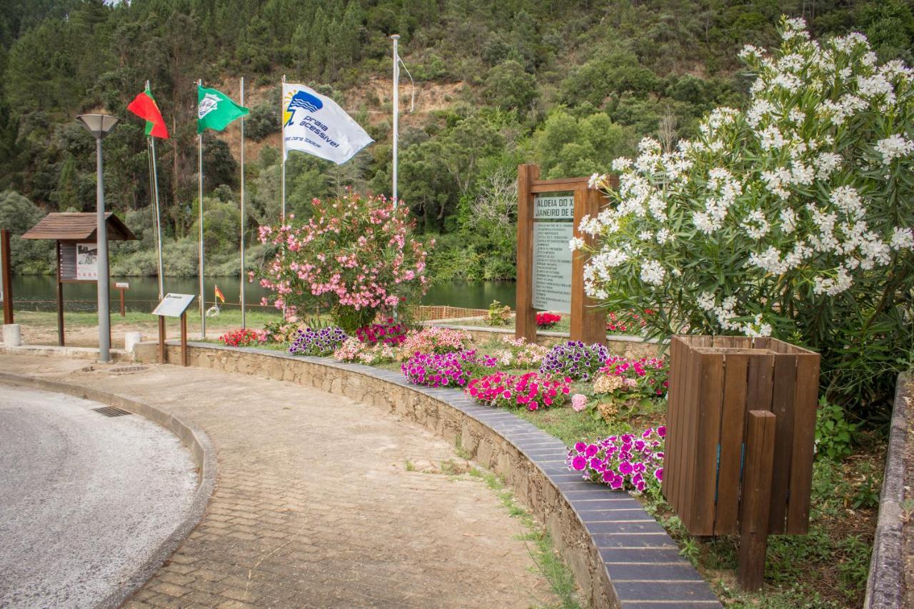 Xisto Camping Janeiro de Baixo Exterior photo